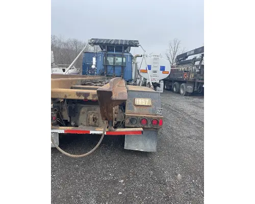 MACK CT713 Complete Vehicle