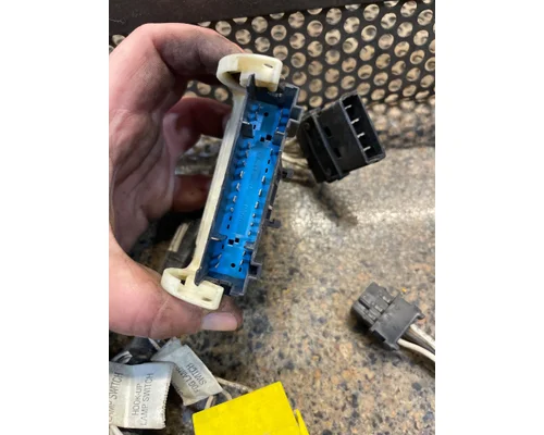 MACK CT713 Dash Wiring Harness