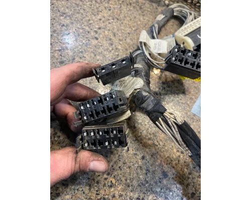 MACK CT713 Dash Wiring Harness