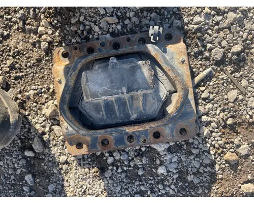 MACK CT713 Engine Mounts