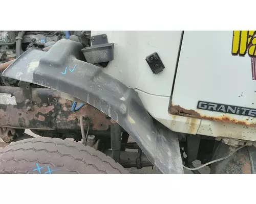 MACK CT713 FENDER, SPLASH SHIELDGUARD