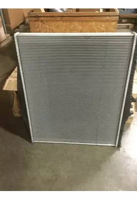 MACK CT713 Radiator