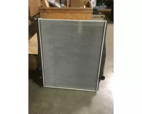 MACK CT713 Radiator