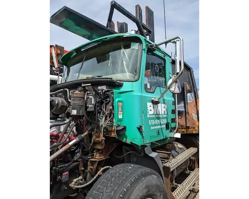 MACK CT813 Cab Mount