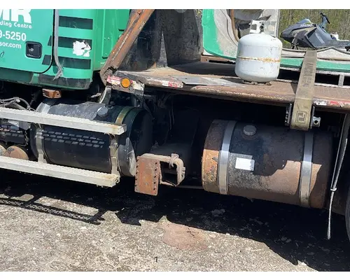 MACK CT813 Complete Vehicle