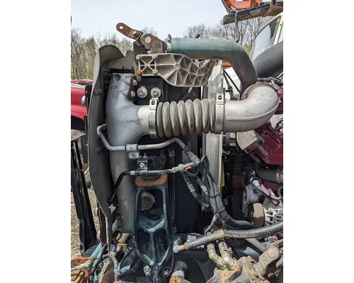 MACK CT813 Radiator