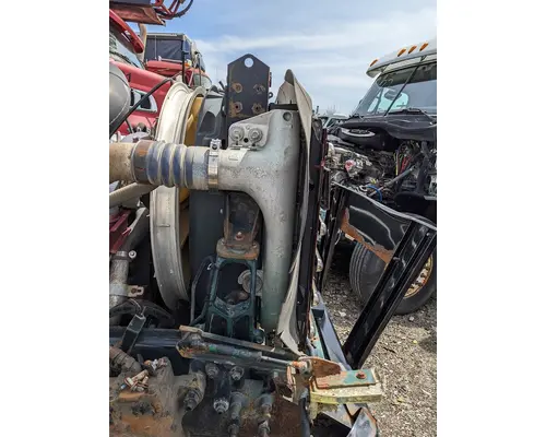 MACK CT813 Radiator
