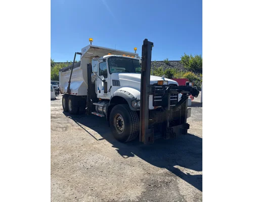 MACK CTP713 Complete Vehicle