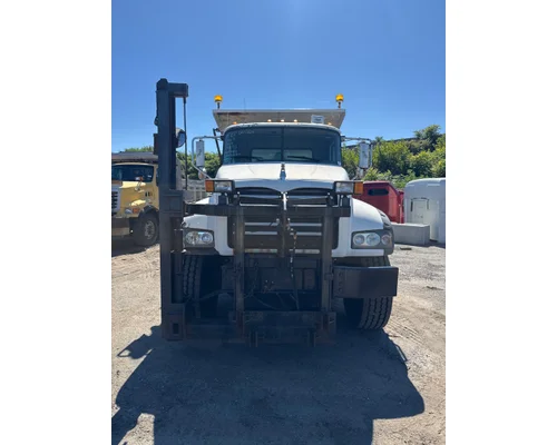 MACK CTP713 Complete Vehicle