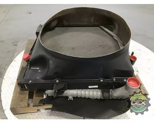 MACK CTP713 Radiator