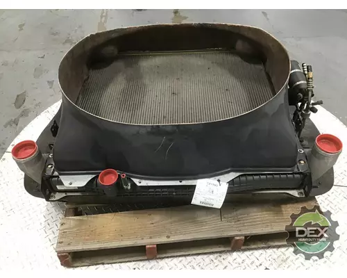 MACK CTP713 Radiator