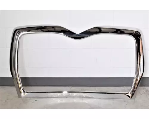 MACK CV Series Grille