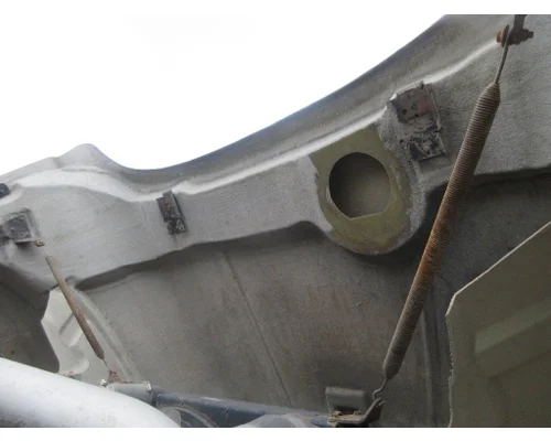 MACK CV700 SERIES Hood