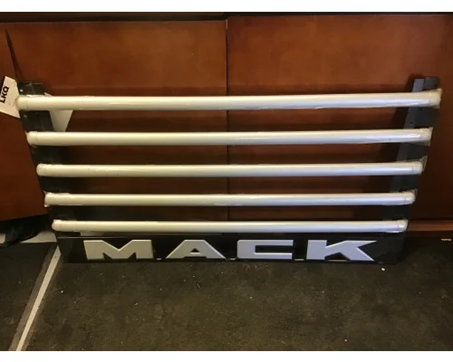 MACK CV713 2001-2007 GRILLE