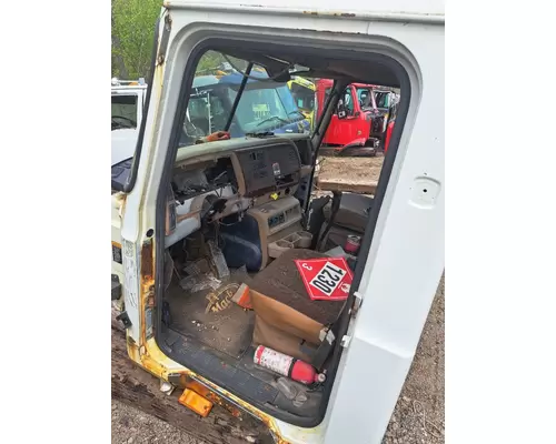 MACK CV713 GRANITE Cab Mount