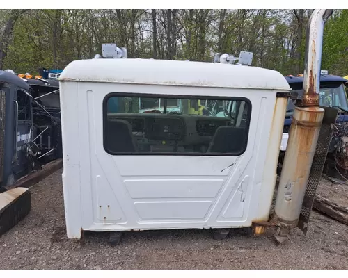 MACK CV713 GRANITE Cab Mount
