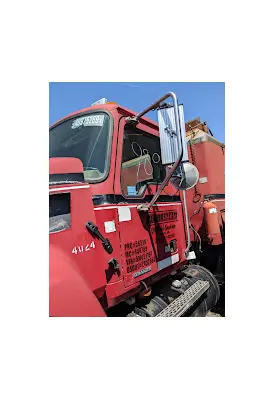 MACK CV713 GRANITE Cab Mount