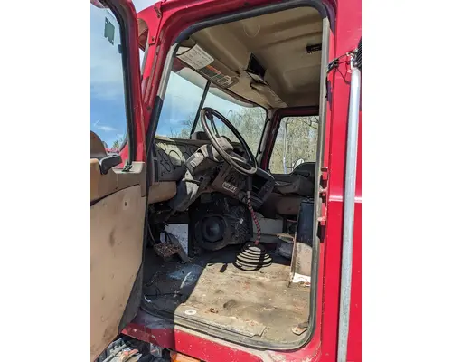 MACK CV713 GRANITE Cab Mount