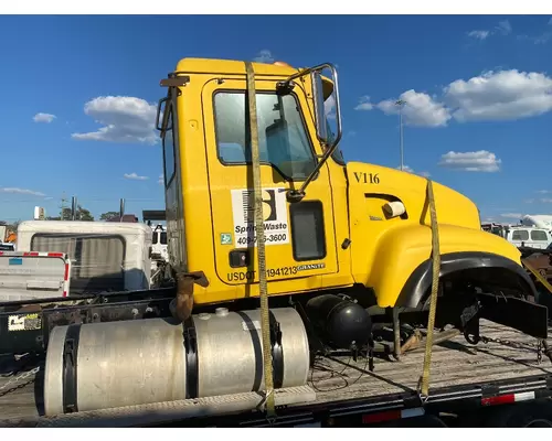 MACK CV713 GRANITE Cab