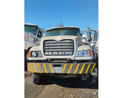 MACK CV713 GRANITE Cab
