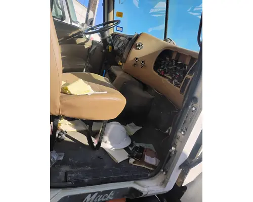 MACK CV713 GRANITE Cab