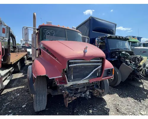 MACK CV713 GRANITE Complete Vehicle