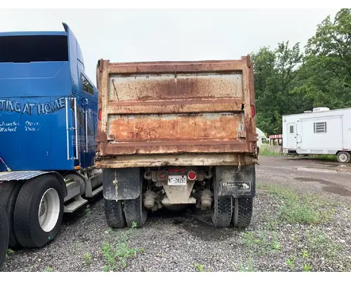 MACK CV713 GRANITE Complete Vehicle