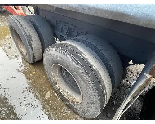 MACK CV713 GRANITE Complete Vehicle