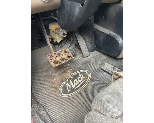 MACK CV713 GRANITE Complete Vehicle