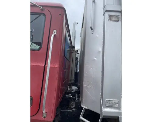 MACK CV713 GRANITE Complete Vehicle