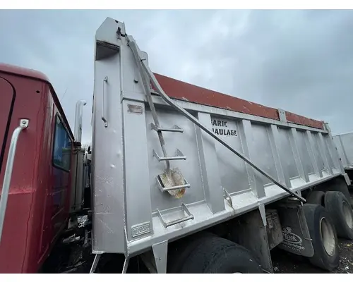 MACK CV713 GRANITE Complete Vehicle
