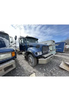 MACK CV713 GRANITE Complete Vehicle