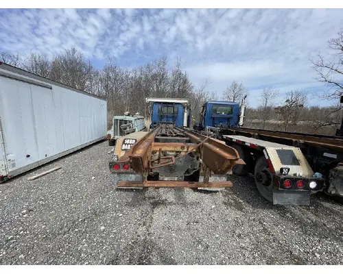 MACK CV713 GRANITE Complete Vehicle