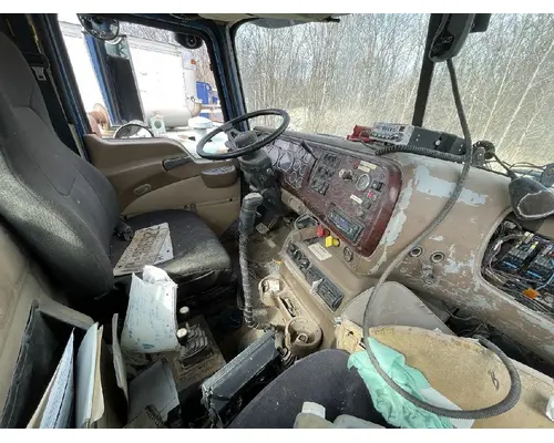 MACK CV713 GRANITE Complete Vehicle