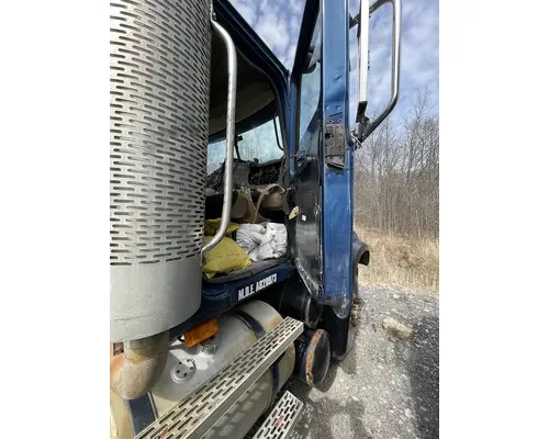 MACK CV713 GRANITE Complete Vehicle