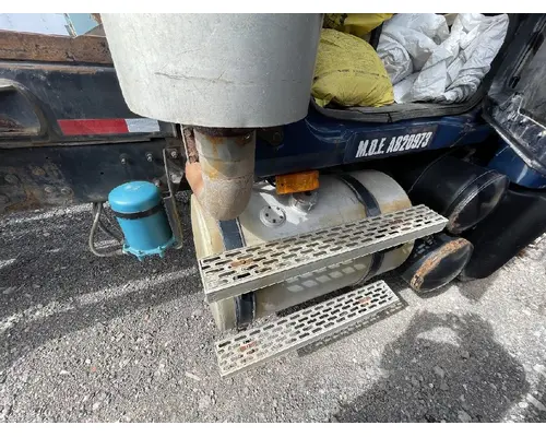 MACK CV713 GRANITE Complete Vehicle