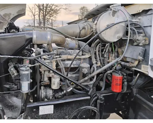 MACK CV713 GRANITE Complete Vehicle