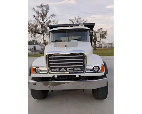 MACK CV713 GRANITE Complete Vehicle