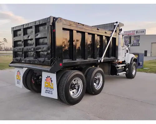 MACK CV713 GRANITE Complete Vehicle