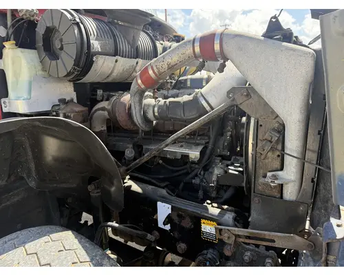 MACK CV713 GRANITE Complete Vehicle