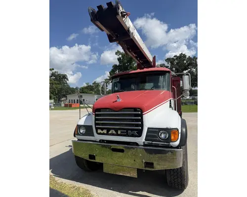 MACK CV713 GRANITE Complete Vehicle