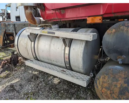 MACK CV713 GRANITE Fuel Tank