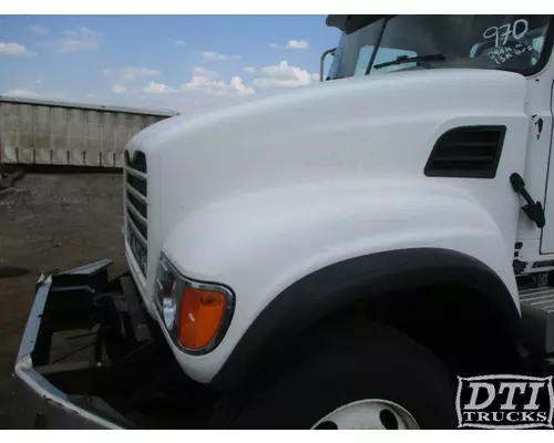 MACK CV713 GRANITE Hood