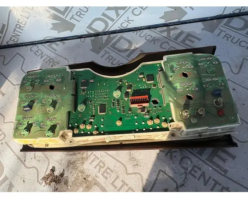 MACK CV713 GRANITE Instrument Cluster