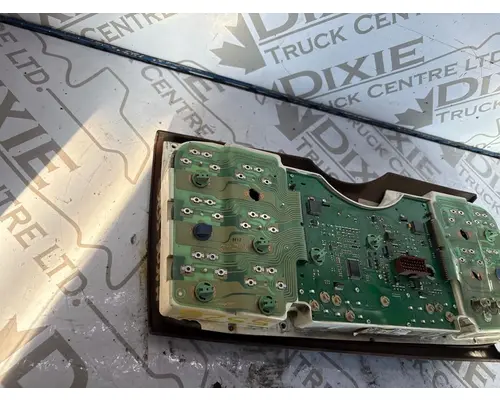 MACK CV713 GRANITE Instrument Cluster