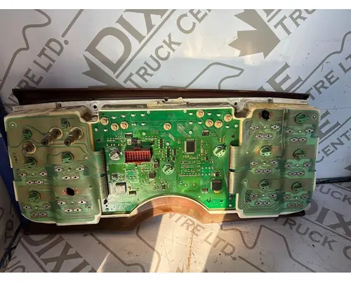 MACK CV713 GRANITE Instrument Cluster