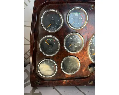 MACK CV713 GRANITE Instrument Cluster