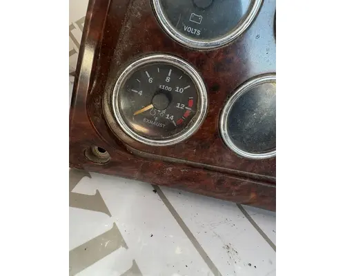 MACK CV713 GRANITE Instrument Cluster