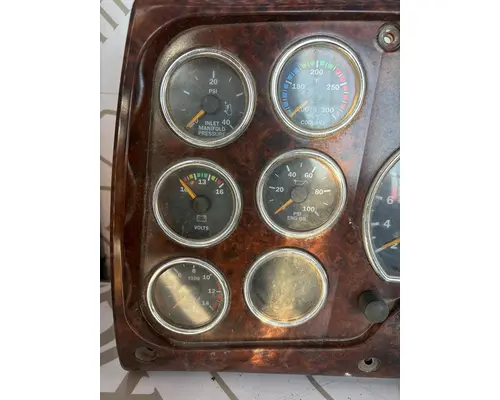 MACK CV713 GRANITE Instrument Cluster