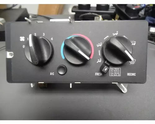 MACK CV713 GRANITE Temperature Control